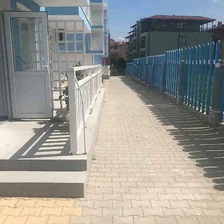 Apartment Aleksandria *